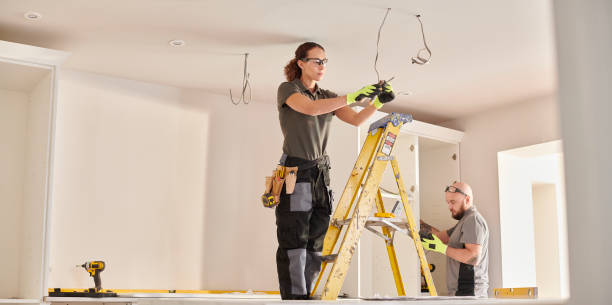 Best Commercial Electrician Services  in Johns Creek, GA